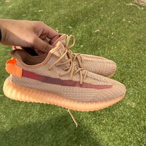 Yeezy boost 350 v2 clay